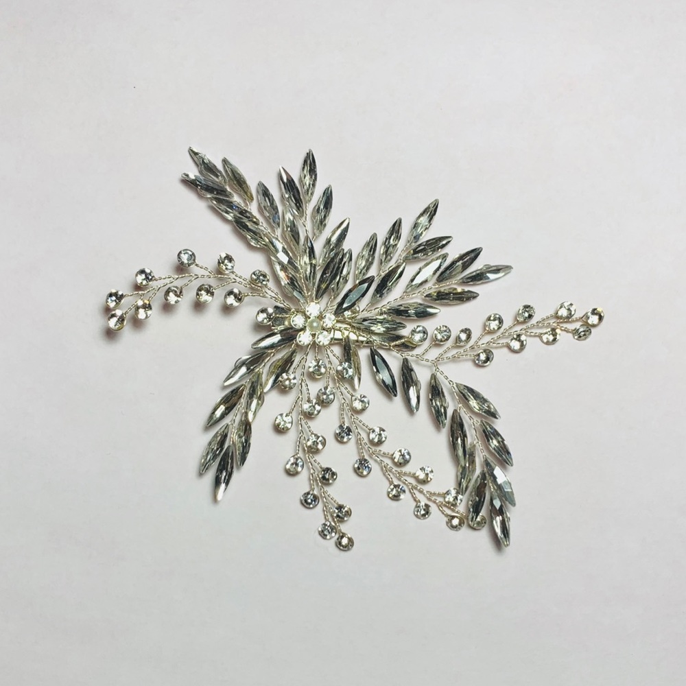 Elegant Crystal Bridal Hair Clip